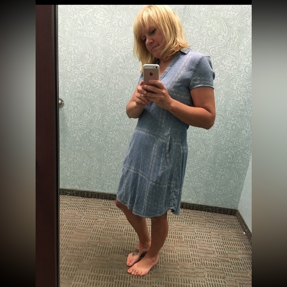 💙💙Viscose denim dress - Small - Maurice’s Super Cute - Picture 4 of 10